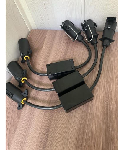 Адаптер-переходник с американской розетки на европейскую Адаптер-переходник с американской розетки на европейскую