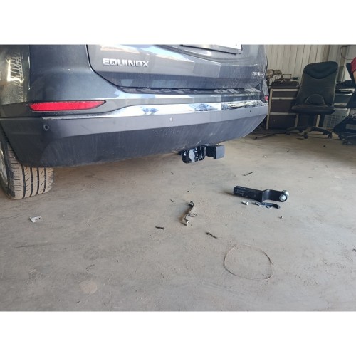 Фаркоп для Chevrolet Equinox 2018-2024 / GMC Terrain 2017-2024, тип шара Е быстросъемный квадрат 50х50 Фаркоп для Chevrolet Equinox 2018-2024 / GMC Terrain 2017-2024, тип шара Е быстросъемный квадрат 50х50