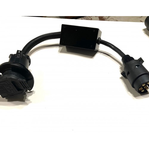 Адаптер-переходник  "автомобиль Европа - прицеп USA" с европейской розетки 7pin на американскую 7pin