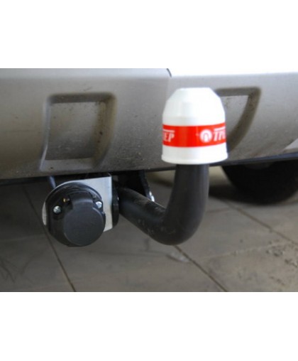 Фаркоп на Ниссан Жук 2 WD